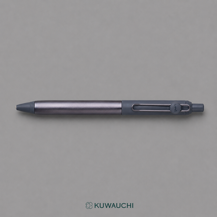 三菱鉛筆　ユニボール ゼント フローモデル　ヘマタイト　0.5ｍｍ全体像です。