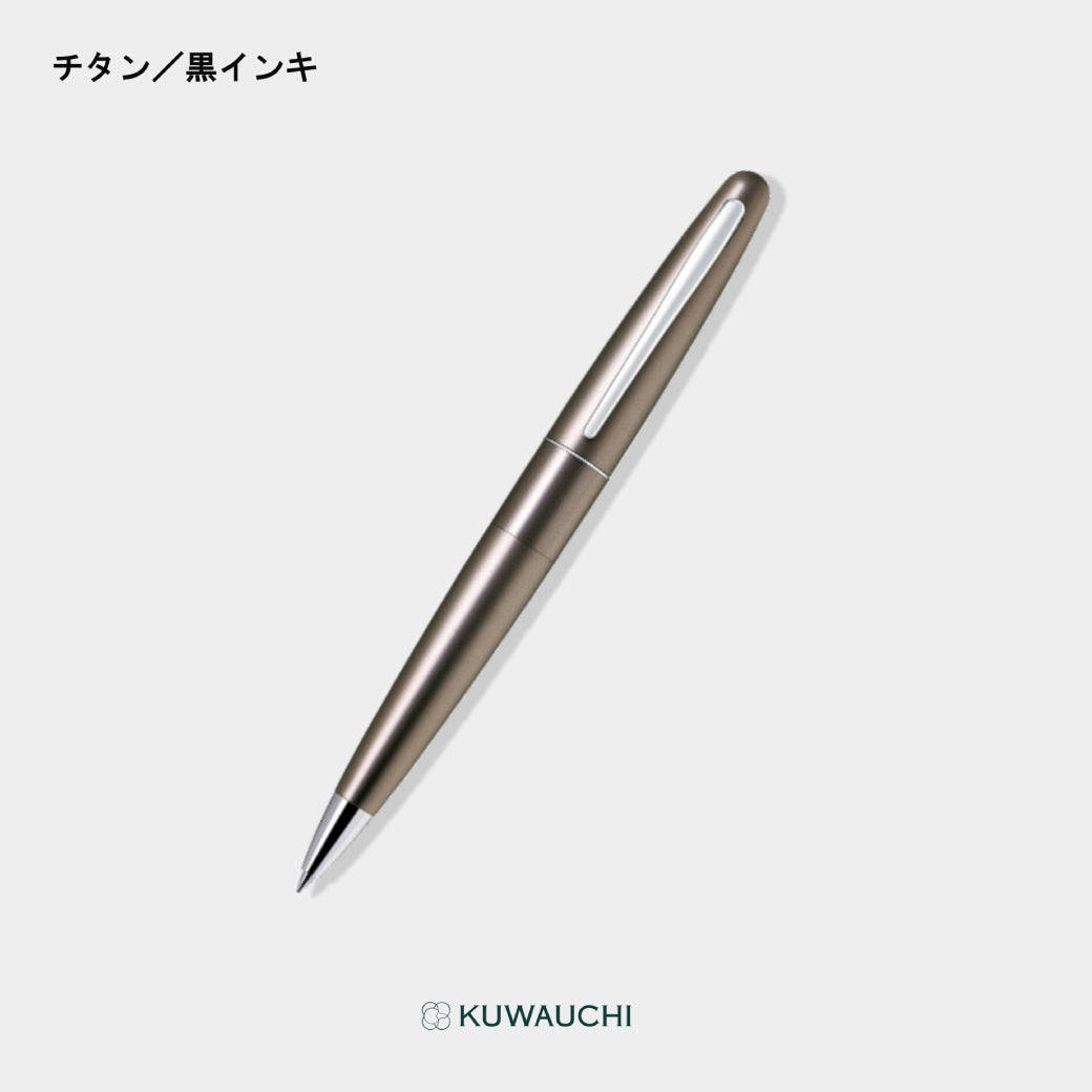 パイロット ボールペン「コクーン」(BCO-150R)チタン全体像です。