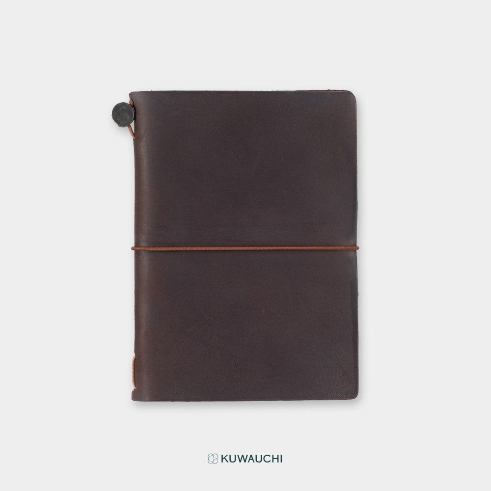 トラベラーズノート　パスポートサイズ　茶全体像です。
