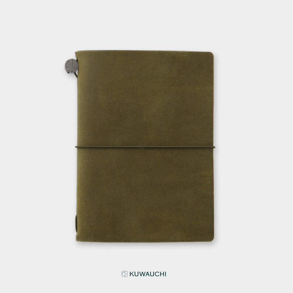 トラベラーズノート　パスポートサイズ　オリーブ全体像です。