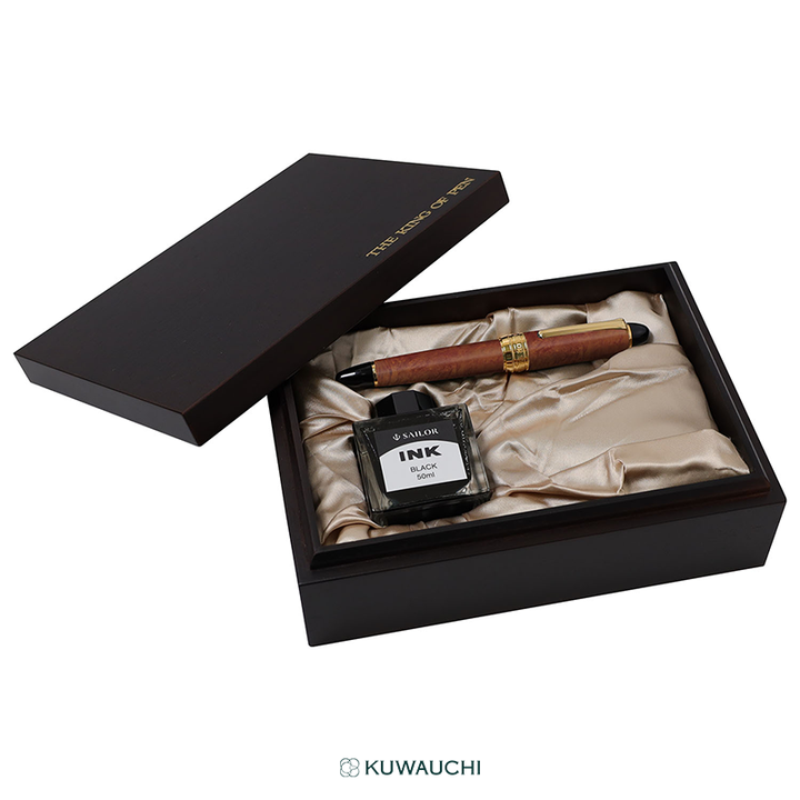 限定】セーラー万年筆　ブライヤー万年筆　キングプロフィットのギフトケースです。