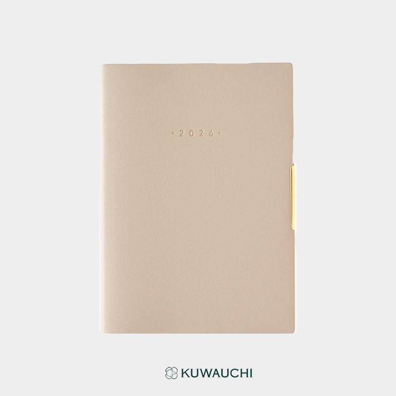 文具クワウチが販売する2026年4月始まり　NOLTY　ウィークリー手帳　エクリPlus（9863）  B6サイズ　全体像です。