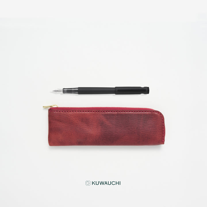 ペンケース：レッド、ペン：ブラック