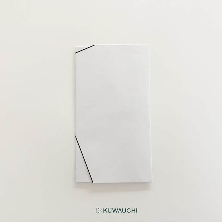 たとう折黒白耳銀「無字」中袋表面です。