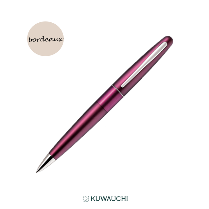 パイロット　油性ボールペン「コクーン」(BCO-150R)