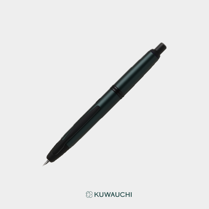 パイロット　ノックひとつで、万年筆「キャップレス」新色（特殊合金ペン）マットディープグリーンです。